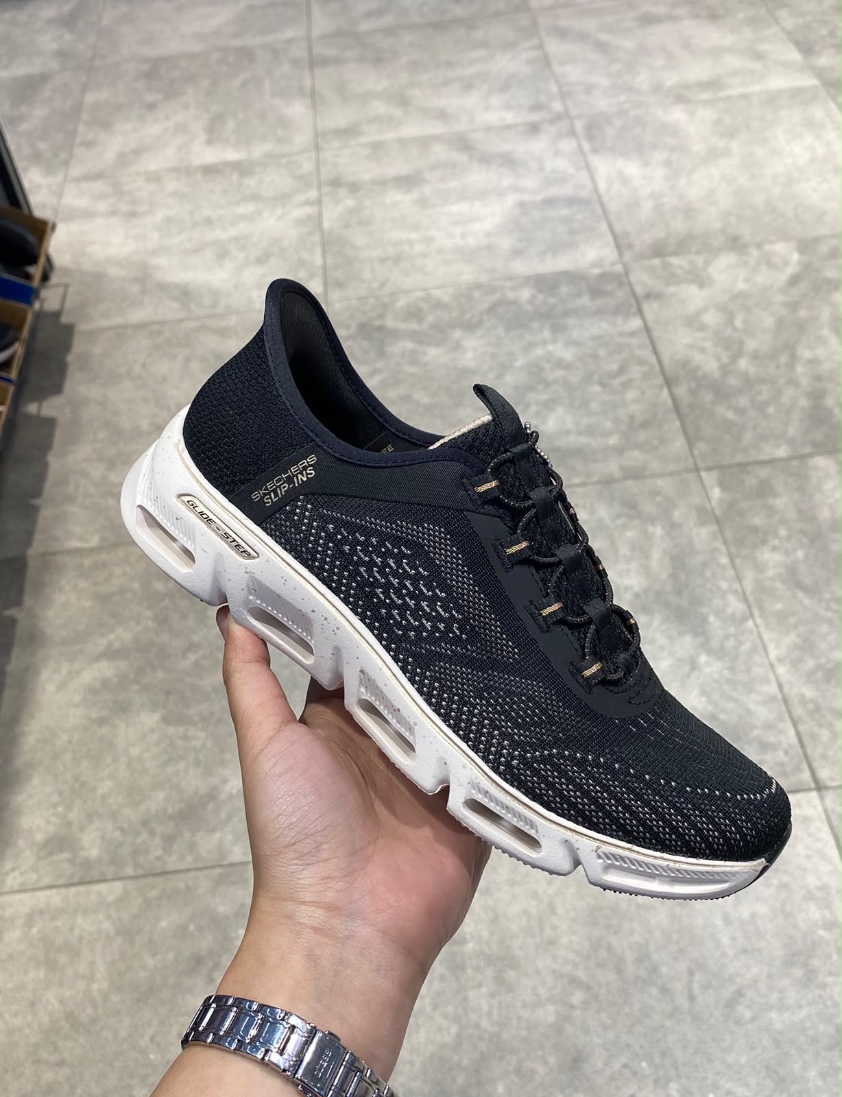 Skechers Slip-Ins Glide-Step Gratify Women's Sneaker